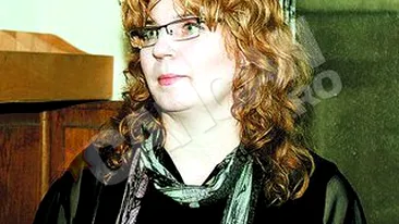 Fiica nelegitima a lui Adrian Paunescu isi trimite surorile la testul ADN. Drumul catre adevar nu este intotdeauna simplu