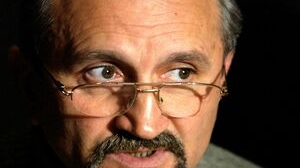 Trupul neînsufleţit al actorul se afla la biserică! Prima imagine cu Şerban Ionescu în sicriu!