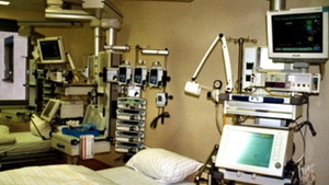 Pacient scos cu patul din spital de la Terapie Intensiva! Rudele bolnavului au agresat medicii si asistentele