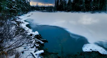 Peisaje desprinse din 'Frozen' în România! Zona în care totul este înghețat