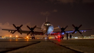 Un avion cu 136 de pasageri la bord a lovit zidul înconjurător al unui aeroport din India, în timpul decolării!