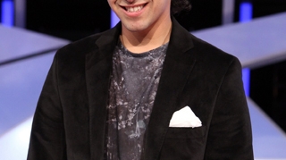 VIDEO Valentin Dinu va scoate un album in colaborare cu Andra! A cantat live piesa "Ochii tai" de la Holograf, la MTV