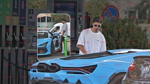 Grea e viața de milionar, Sebi! Cât costă o vizită la benzinărie când conduci un Lamborghini