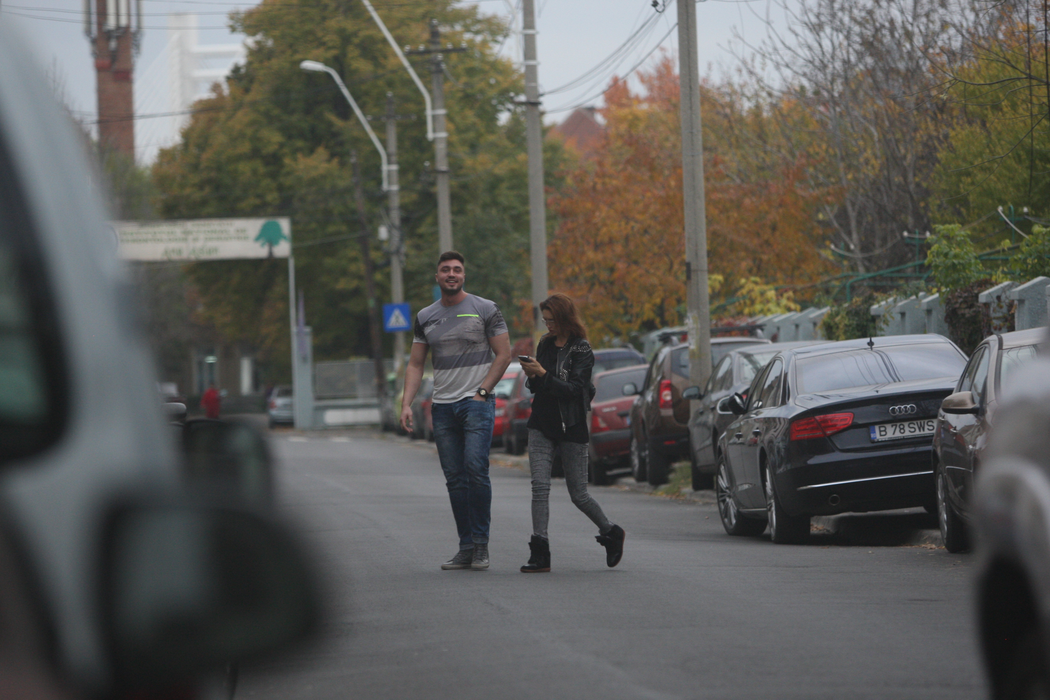 Cristina Spătar şi-a scos copiii la film! Cum au fost surprinşi cei trei