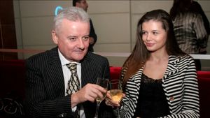 Irinel Columbeanu și-a adus aminte de imaginile intime cu el și Monica Gabor! „Ei i-am spus că i-a pus Dumnezu mâna în cap”