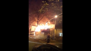 Un Pub din Sectorul 3 a luat foc! Proprietarul, rănit de flăcări! Noi imagini de la incendiu VIDEO