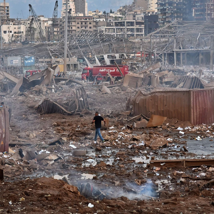 Sfârșitul lumii pe străzile din Beirut! Cum arată totul după explozia apocaliptică de marți seară. Bilanțul victimelor a ajuns la peste 4.000 de răniți și 100 de morți