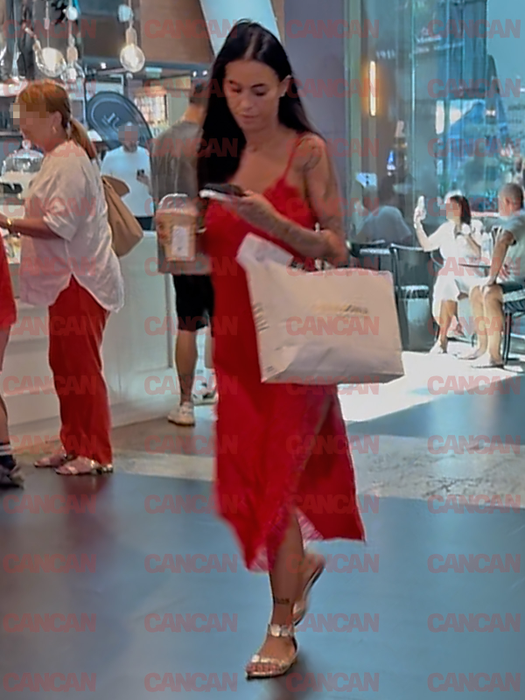Livia Eftimie, fosta lui Bordea, în Băneasa Shopping City