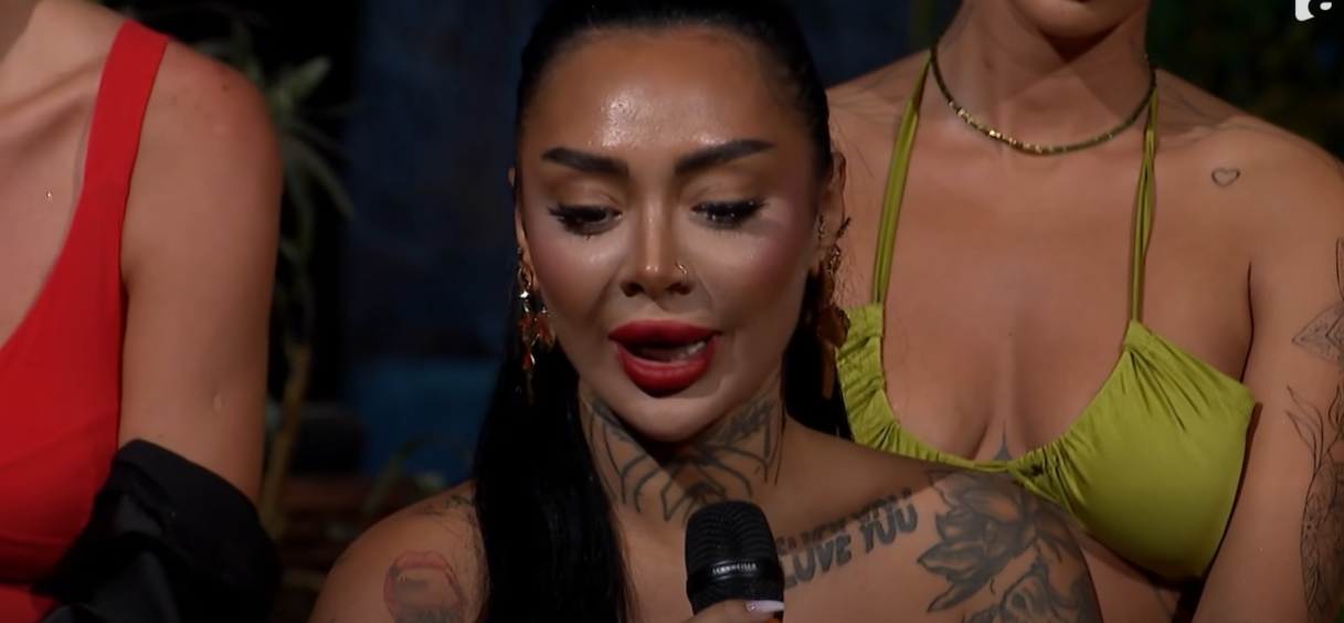 A confundat Survivor cu Insula Iubirii? Cum a apărut Naba Salem în finala de la Antena 1