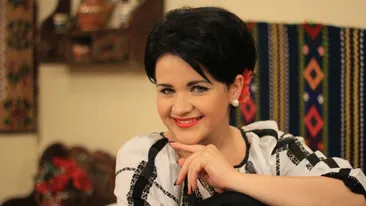 Femei ca la noi, la nimeni. Iata cele mai sexy cantarete de muzica populara din Romania care au creat deliciul fanilor in 2012!