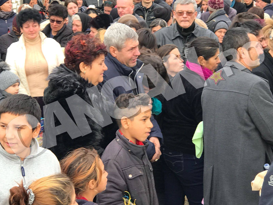 Familia Alinei Ciucu a plâns în continuu la înmormântare