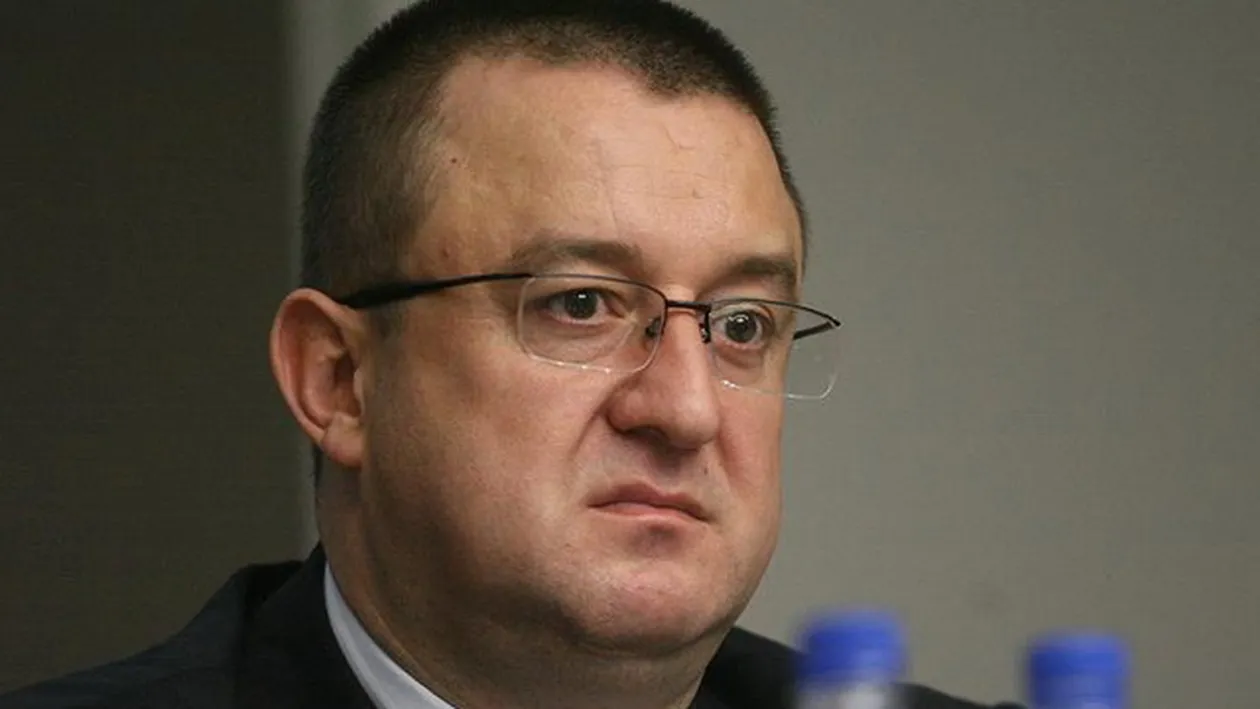 Sorin Blejnar, intr-o tinuta inedita la concertul lui Andrea Bocelli!