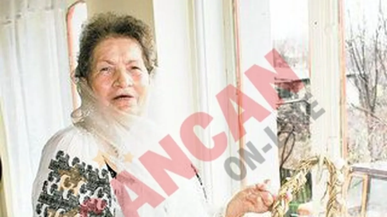 Alunga strigoii cu usturoi si pacura