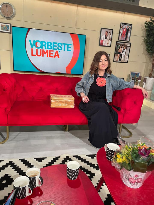 Oana Sîrbu, una dintre cele mai cunoscute actrițe și cântărețe din România
