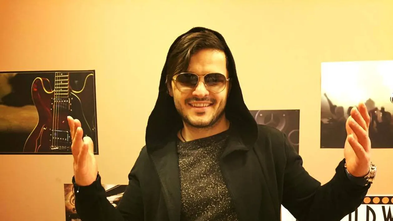 LIVIU VÂRCIU, în braţele unei blonde celebre la botezul micuţei ANDEI ADAM!