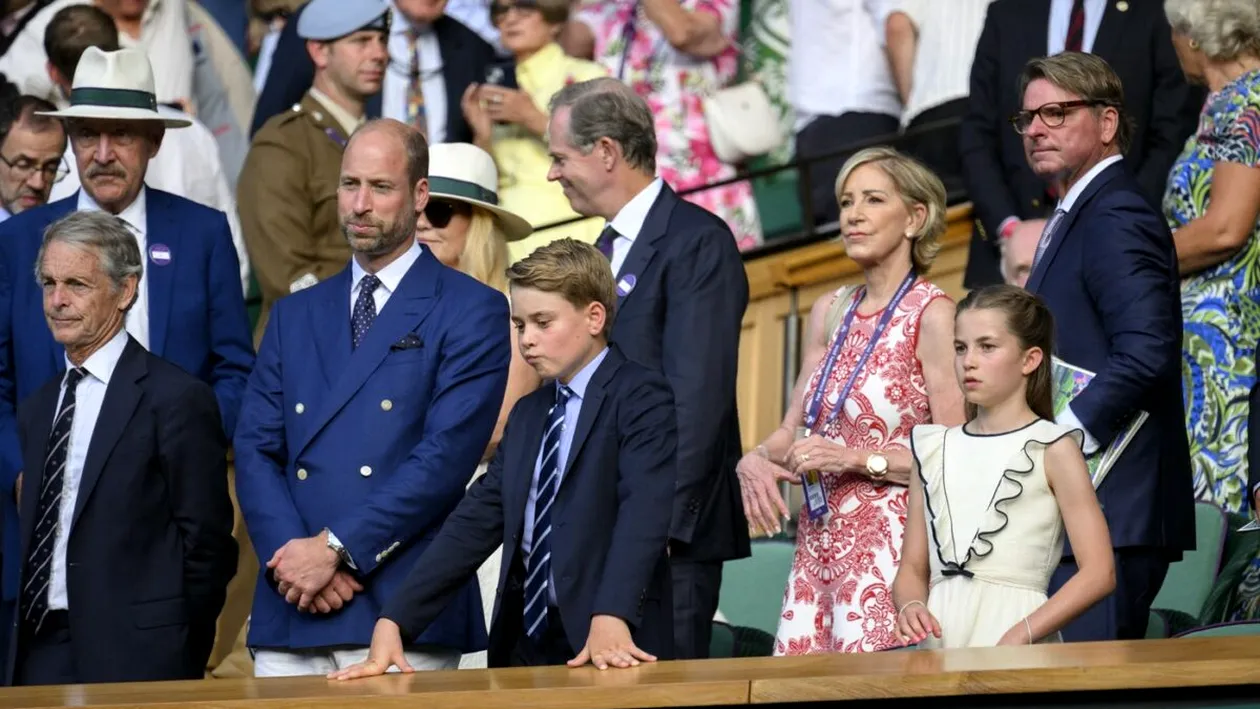 Prințesa Charlotte a încălcat protocolul regal la Wimbledon 2025. Cum a fost surprinsă fiica lui Kate Middleton cu Prințul William