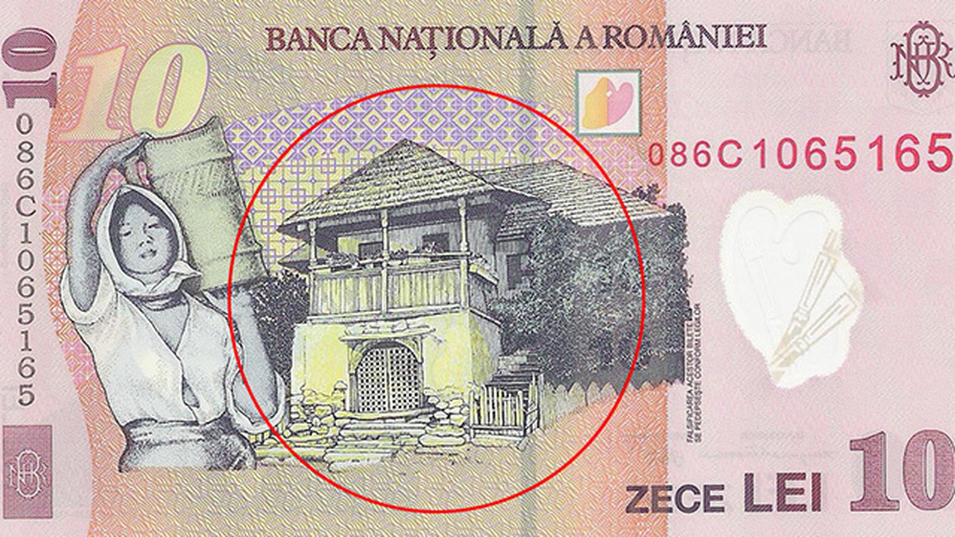 Cum arată casa de pe bancnota de 10 lei. Povestea construcţiei căutate de turiştii români şi străini