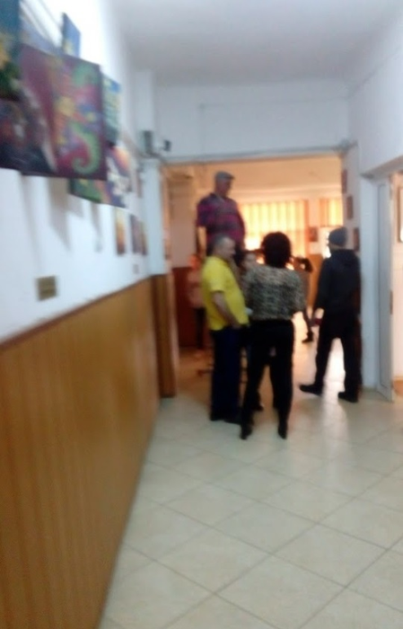O profesoară din Târgu-Jiu a fost bătută, sechestrată și şantajată de directoarea adjunctă a unității © gorjeanul.ro