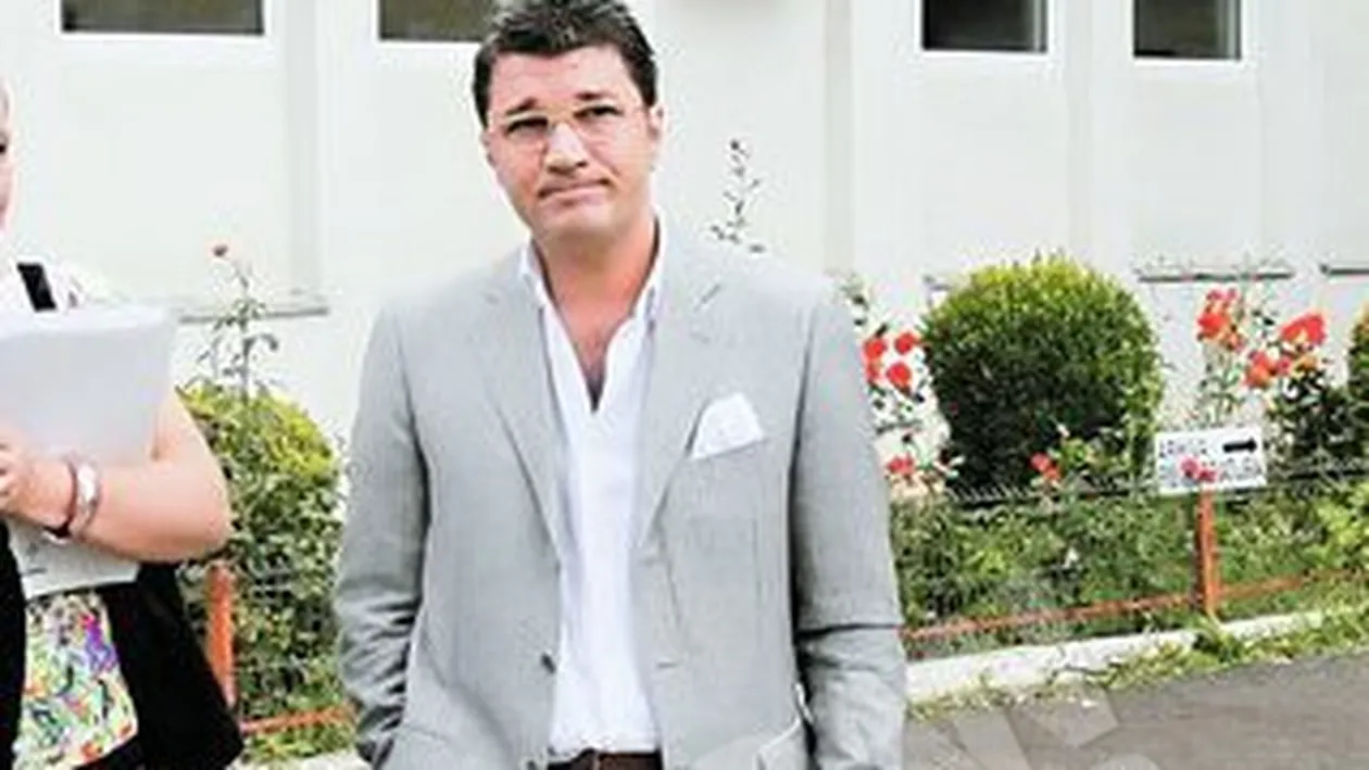 Eduard Uzunov, tatic doar pe hartie