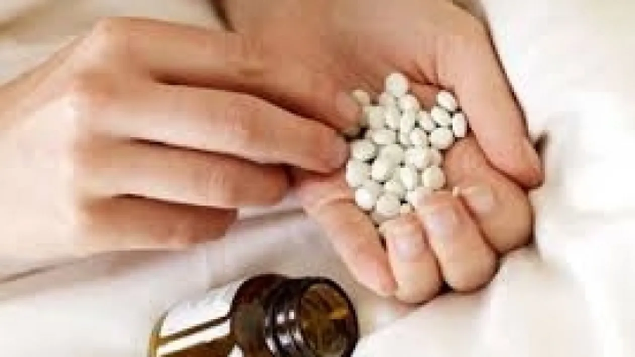 Apelul cutremurător: ”Alo, vreau să mor!” Cum a ținut-o psihologul în viață pe minoră