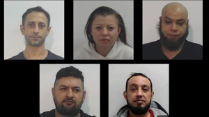 5 români acuzați de proxenetism, arestați în Scoția! Riscă ani grei de închisoare