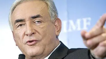 Dominique Strauss-Kahn si sotia sa au sosit in Franta