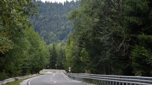 Uită de Transfăgarașan și Transalpina. România are o șosea fabuloasă pe care puțini o știu