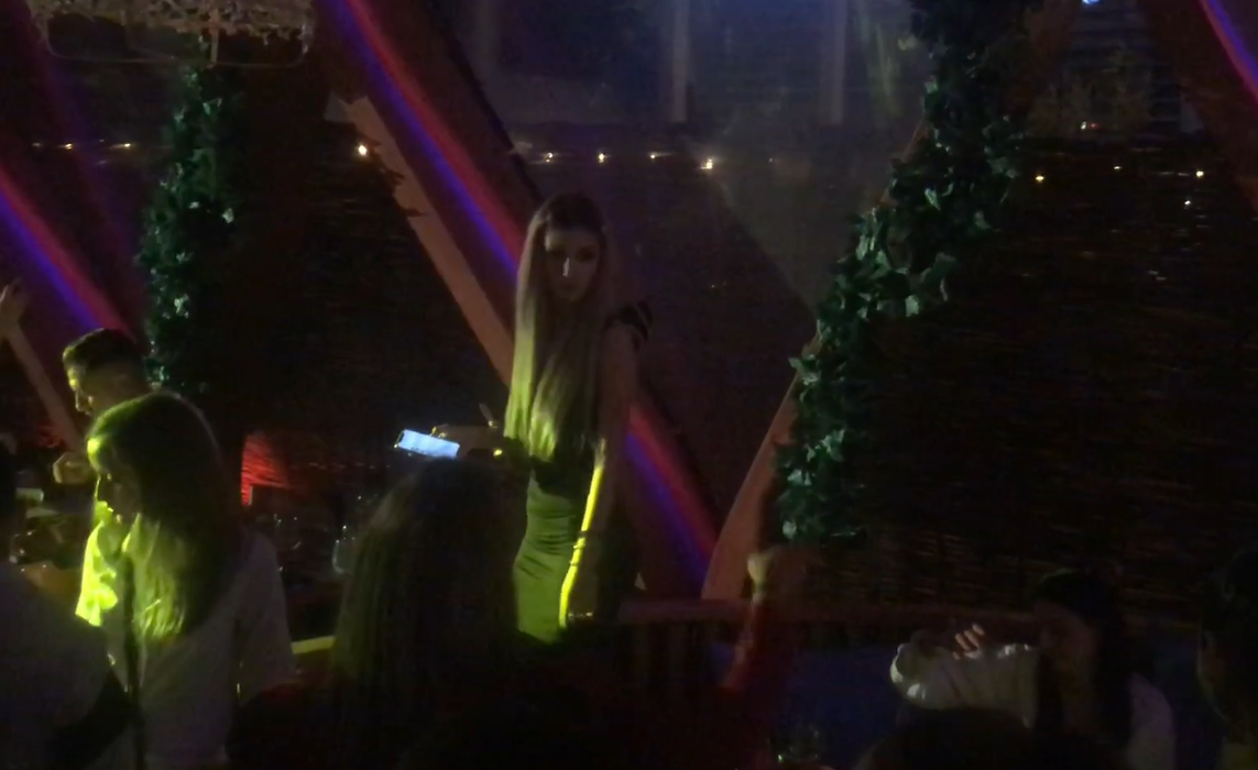 Lorena Tonciu a atras atenția la NUBA Mamaia