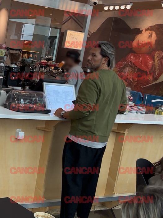 Adi Vasile își încarcă bateriile la mall
