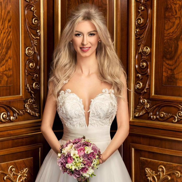 Andreea Bălan şi-a surprins soţul în SUA: „M-am aşezat pe bordură!” Care este motivul