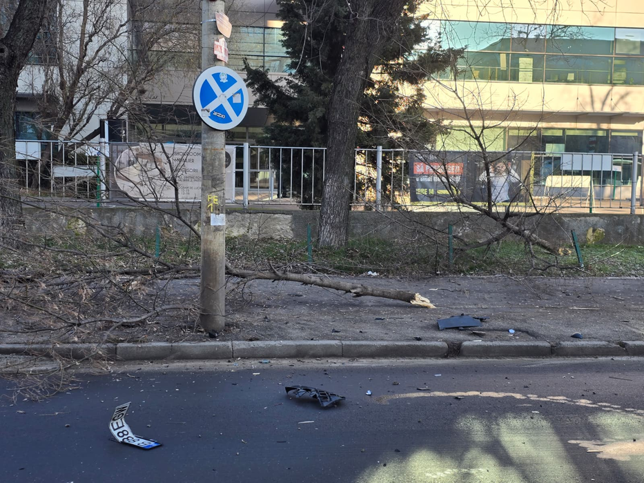 Grav accident de circulație în București! O femeie a fost lovită pe trotuar