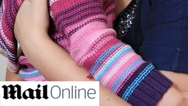 IMPRESIONANT! O mamica aflata pe moarte ii lasa fiicei de trei ani felicitari si sfaturi filmate pentru toata viata