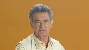 O să ţi se rupă inima! N-o să-ţi vină să crezi ce suflet mic îl plânge pe marele actor Iurie Darie, chiar în casa acestuia!