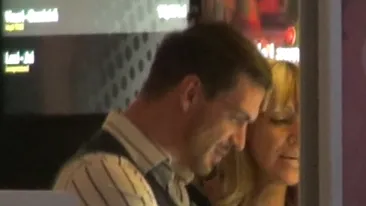 Bogdan Vladau isi traduce puicuta de 20 de ani cu o gaina de 53. Vezi pentru cine i s-au aprins calcaiele Don Juan-ului cu codita