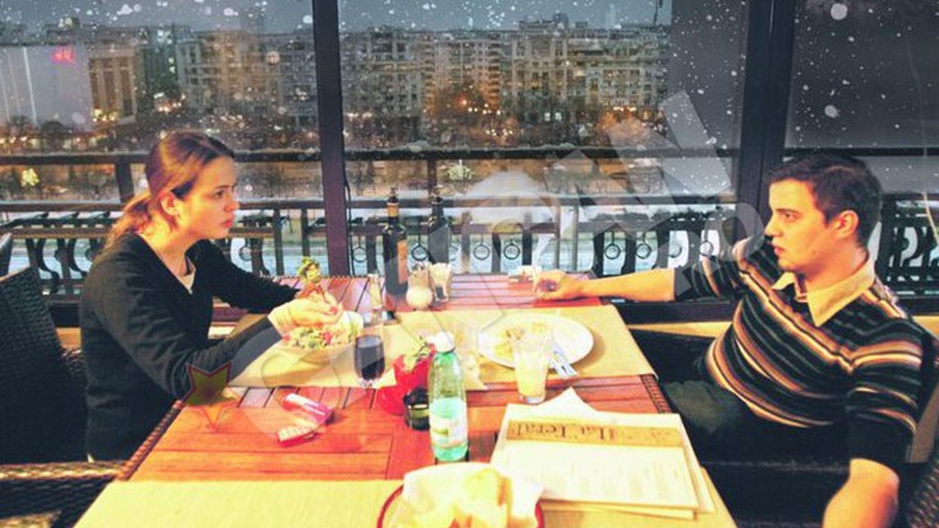 Cel mai romantic loc din Bucuresti! Restaurantul unde ninge in fiecare seara