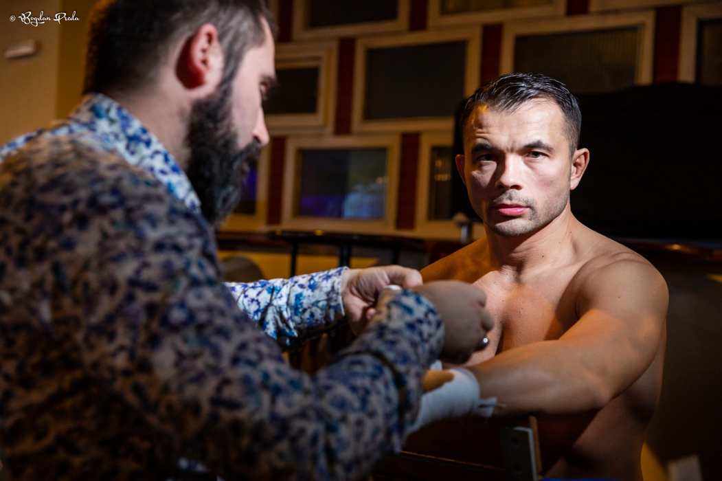 Debut de senzație în boxul românesc!