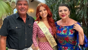 Elena Gheorghe, petrecere cu familia, de ziua ei. Artista a împlinit 40 de ani: "Am zis că nu voi face nimic special, dar viața a avut alte planuri"
