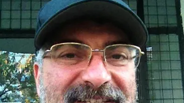 Silviu Prigoana nu merge la ziua de nastere a lui Maximus! A vrut sa-i dea in aceasta dimineata un cadou, dar nu l-a gasit acasa!