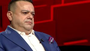 Reacția lui Adrian Minune după ce s-a scris că a murit Florin Salam: “Totul este ok! Este o veste dată de un răufacător!”
