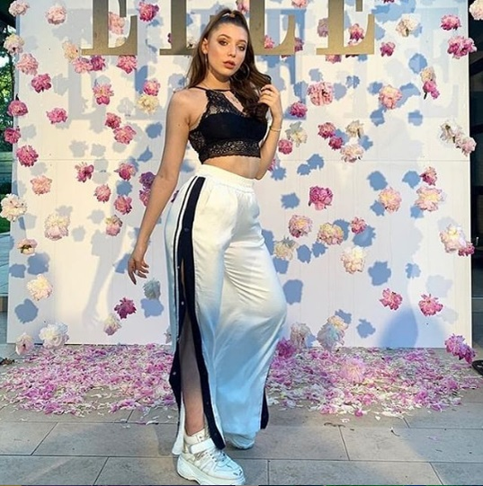 Cum i s-a schimbat viața lui Anais Tomescu după ce Mihai Petre a criticat-o pentru dansul obscen de la Românii Au Talent