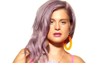 Kelly Osbourne s-a logodit în secret! Vezi aici cine a pus mâna pe fata lui Ozzy!