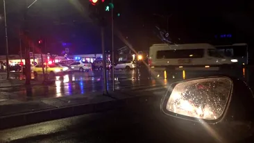 Accident mortal în București. O femeie a fost lovită de un autoturism în timp ce traversa strada