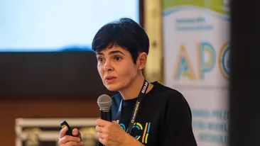 Copiii, în pericol la COVID-19. Andreea Moldovan: „Noile tulpini circulante sunt mai contagioase pentru copii şi se transmit mai uşor”