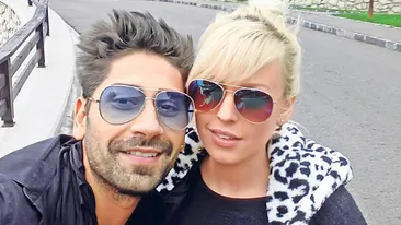 Misha, cum n-ai mai vazut-o de mult! Şi-a pus un top alb mulat, iar sanii....