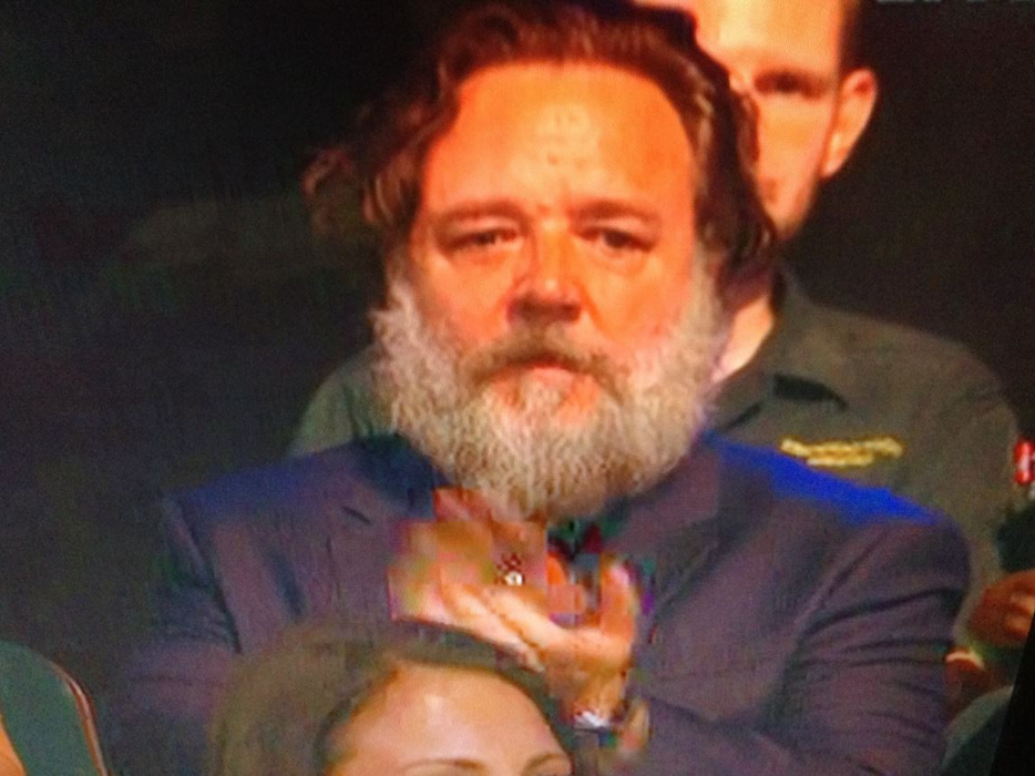 Russell Crowe este de nerecunoscut! Kilogramele în plus l-au transformat complet pe celebrul actor