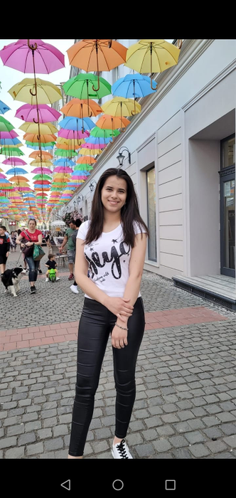 Andreea era o fată extrem de cuminte și apreciată de colegii de facultate pentru seriozitatea ei foto: Facebook