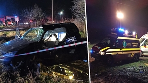 Accident înfiorător în Teleorman. Doi oameni au murit, după ce o mașină a fost spulberată de un tren
