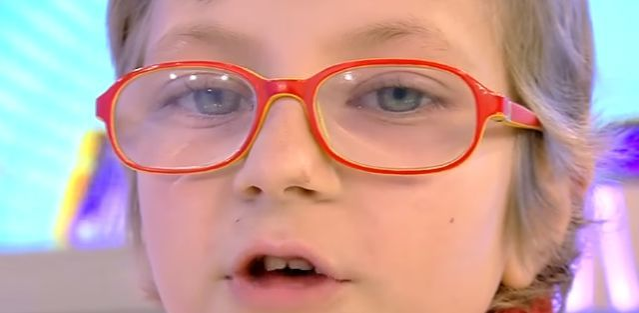 Cutremurător! Ce s-a întâmplat la înmormântarea Petronelei, fetița bolnavă de cancer pe care părinții au refuzat să o trateze