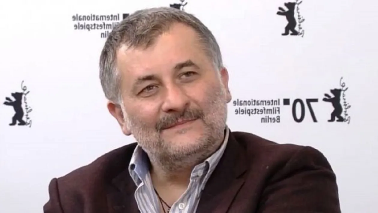 Cristi Puiu, executat de propagandă. Regizorul a ajuns dușmanul sectei „Martorii Pandemiei” și îndeamnă autoritățile să nu trateze cetățenii ca pe niște „vite”