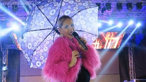 ANDREEA BĂNICĂ a apărut îmbrăcată AŞA la un eveniment monden! Toată privirile erau aţintite asupra ei
